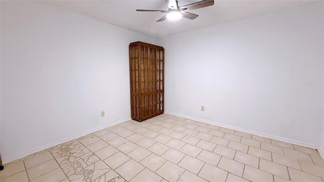 Building Photo - 9518 Langdon Ln