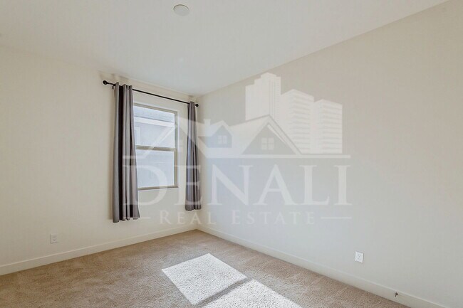 Building Photo - 10962 W Taylor St