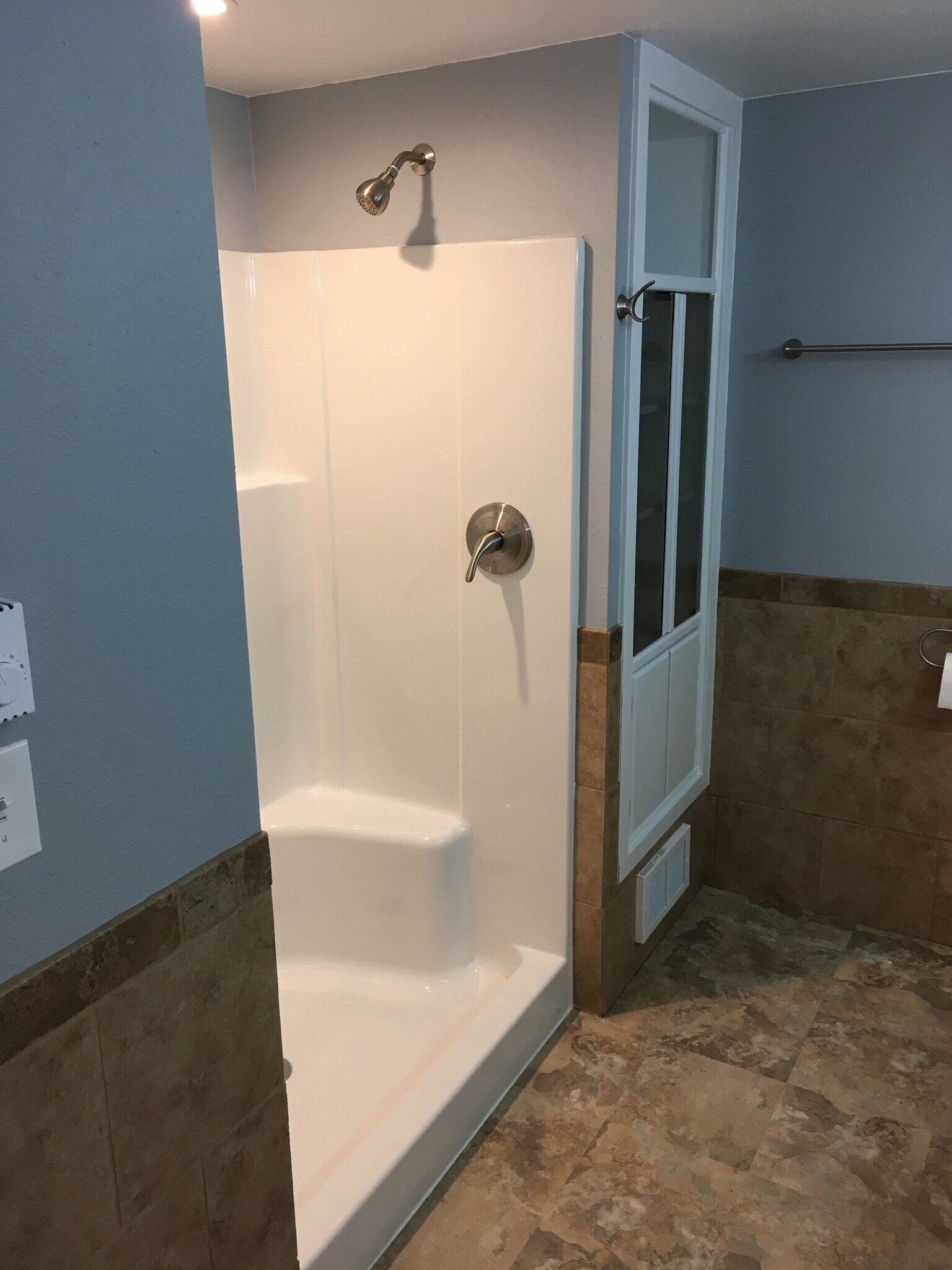 Building Photo - 728 4th St