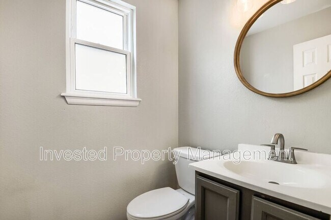 Building Photo - 4849 N Foxtail Dr