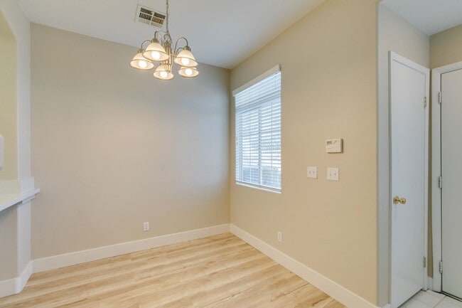 Building Photo - 3BDRM Townhome in Durango Trails community