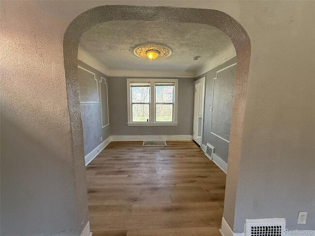 Building Photo - 16206 Snowden St