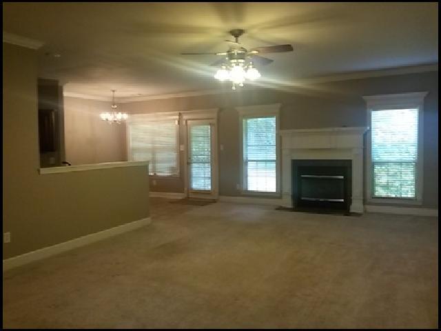 Building Photo - 3211 Moonlighting Pl