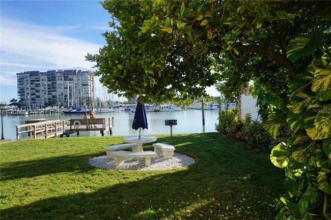 Building Photo - 9715 Harrell Ave