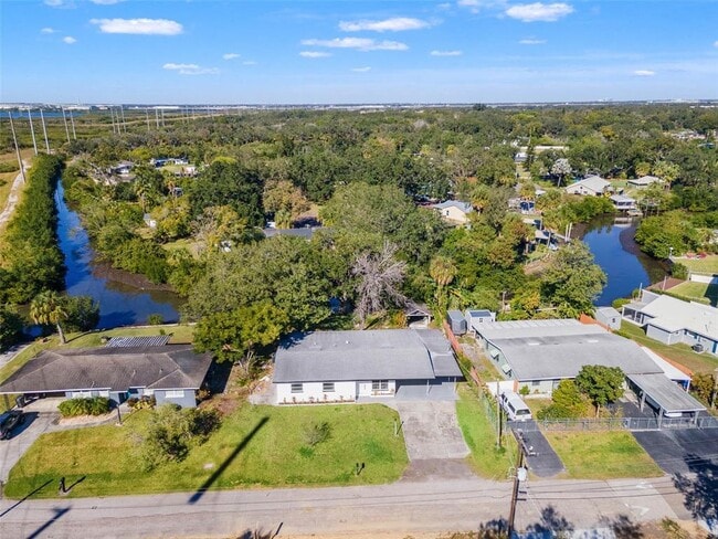 Building Photo - 4504 S 26th Ave