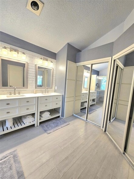 Building Photo - 2109 Waterway Bend