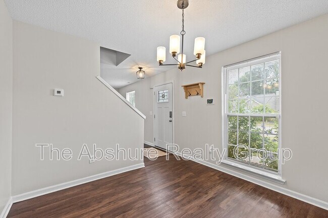 Building Photo - 5216 Carriage Pine Dr