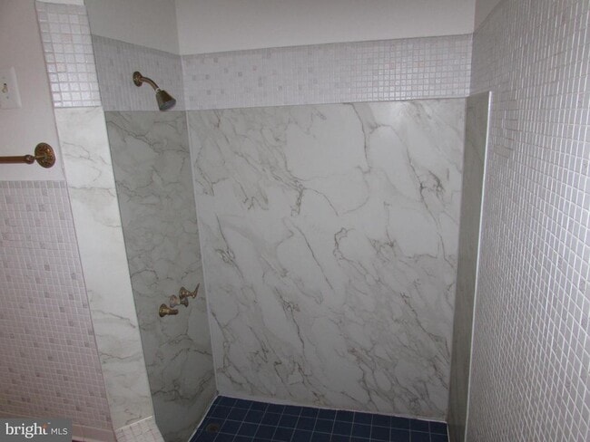 Building Photo - 472 Old Orchard Cir