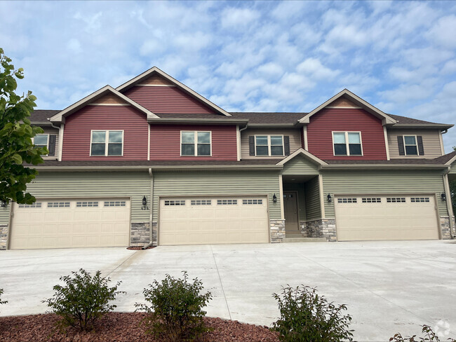 Building Photo - Autumn Ridge Apartment Homes