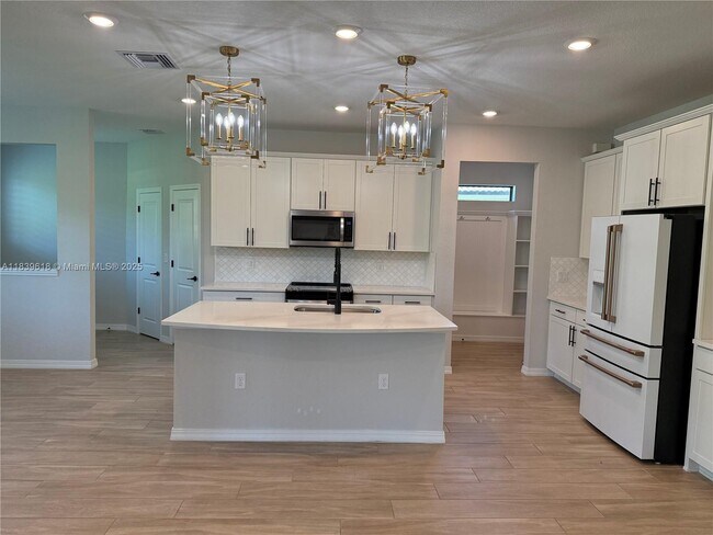 Building Photo - 8112 NW 78th St