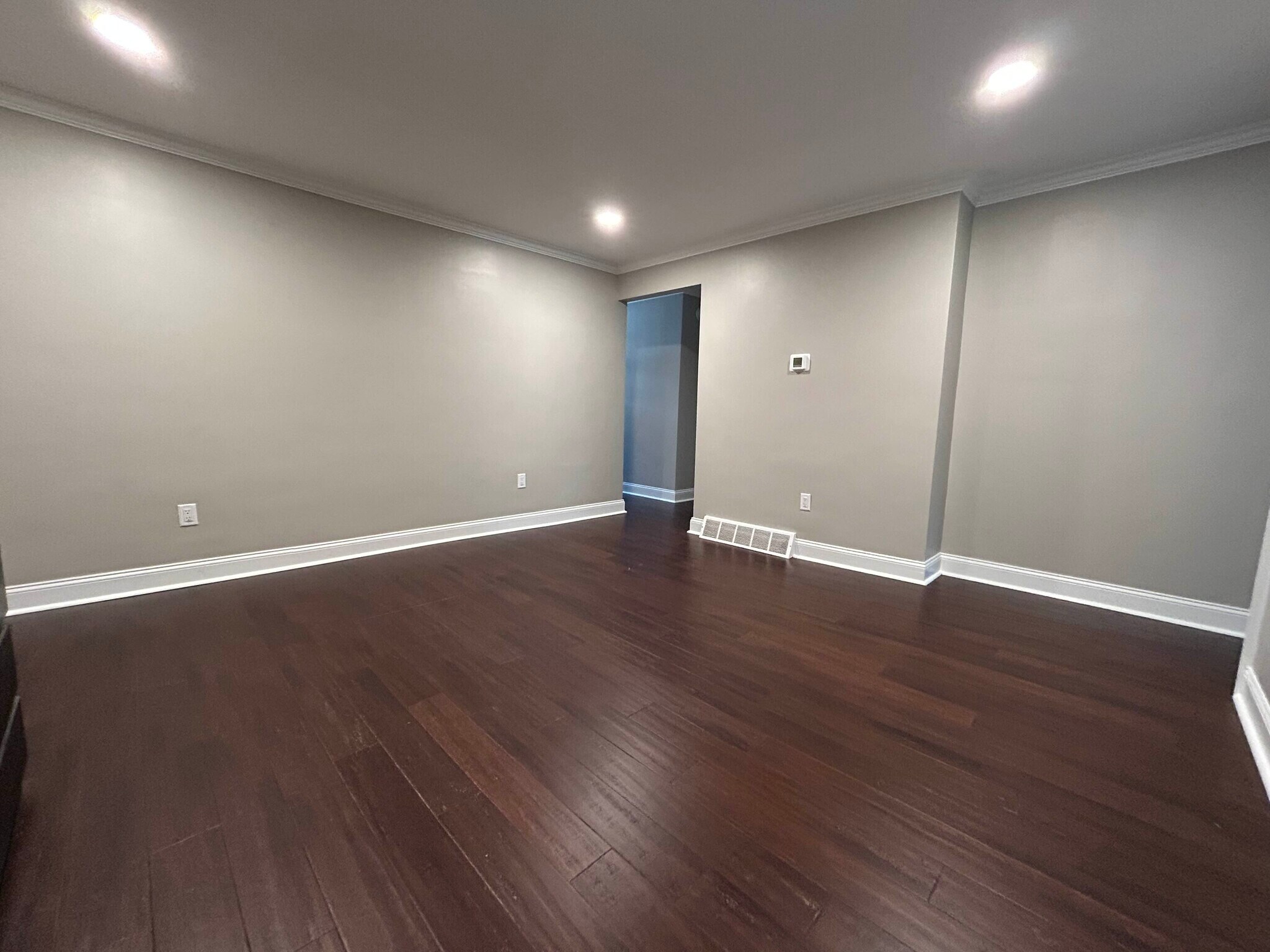 Building Photo - 4054 Howley St
