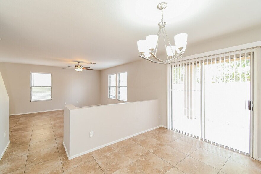 Building Photo - 8918 E Oro Cir