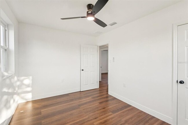 Building Photo - 410 Virginia Ave