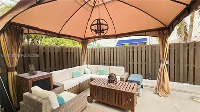 Building Photo - 5109 SW 141st Ave