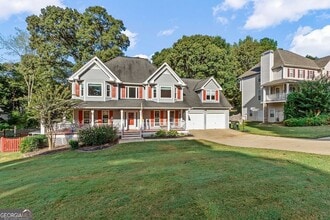 Building Photo - 552 Magnolia Dr