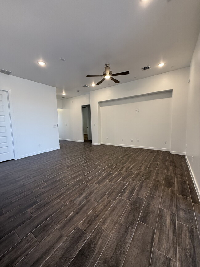 Building Photo - 13389 Carterton Ave