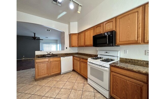 Building Photo - 1037 S Speckled Stone Way