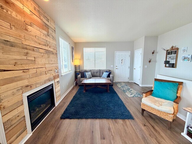 Building Photo - 106 Deer Trail Dr