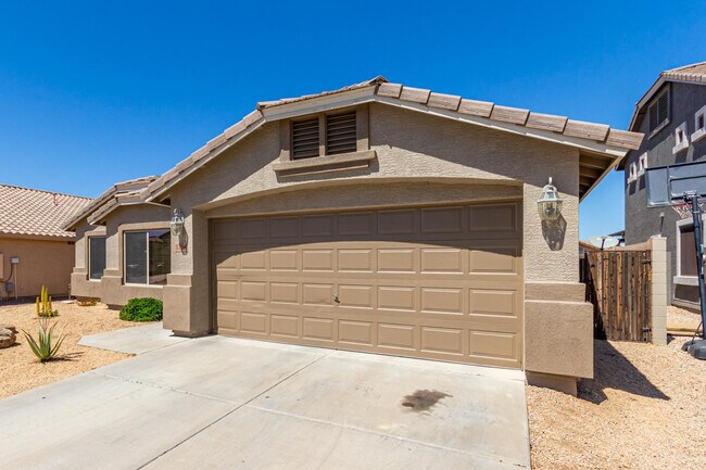 Building Photo - 1238 W Dana Dr