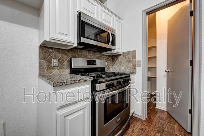 Building Photo - 16416 Oconee Creek Dr