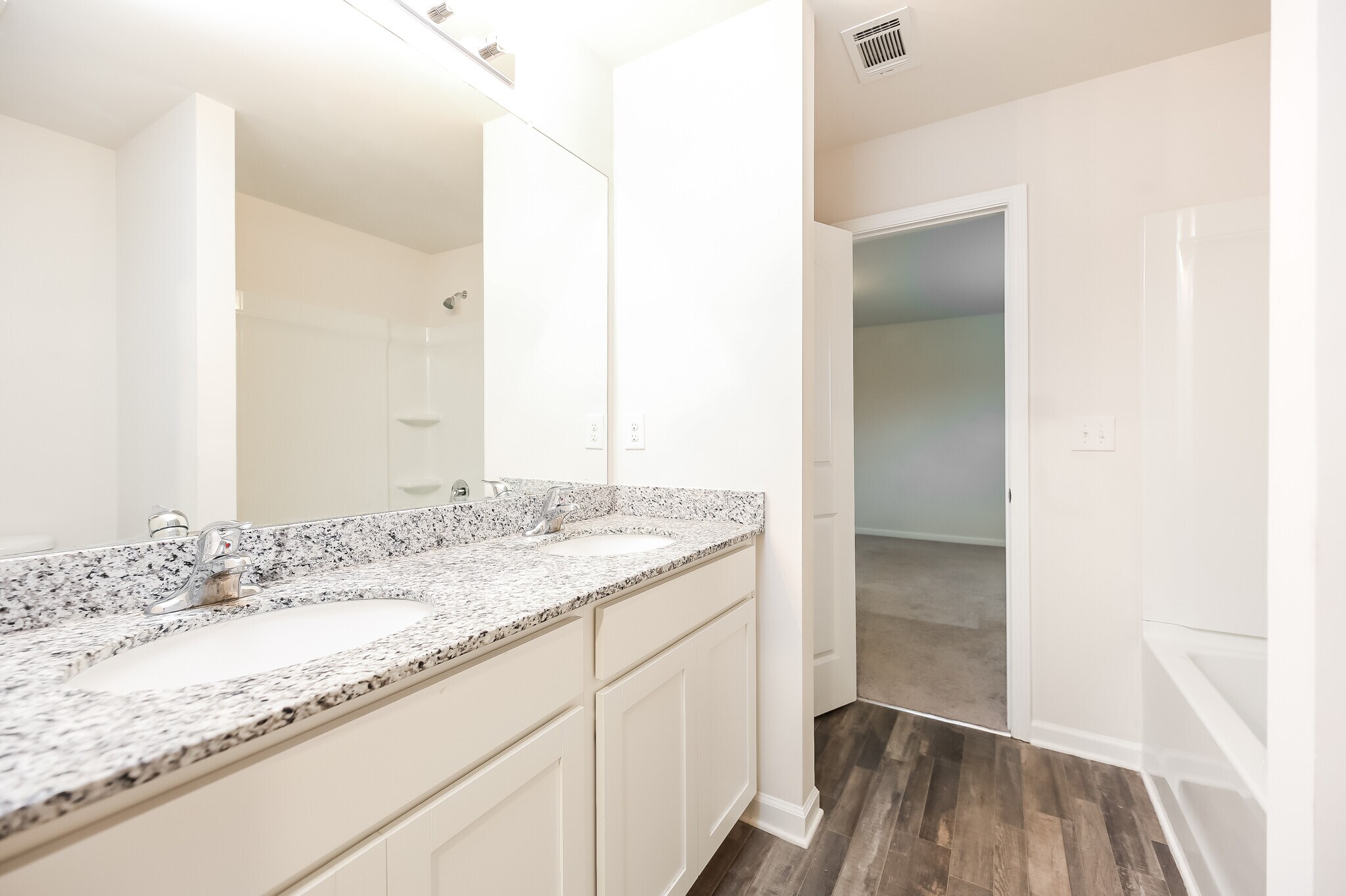 Building Photo - 506 Springtime Ln