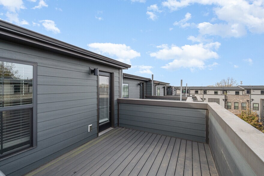 Building Photo - 123 Music Hall Way