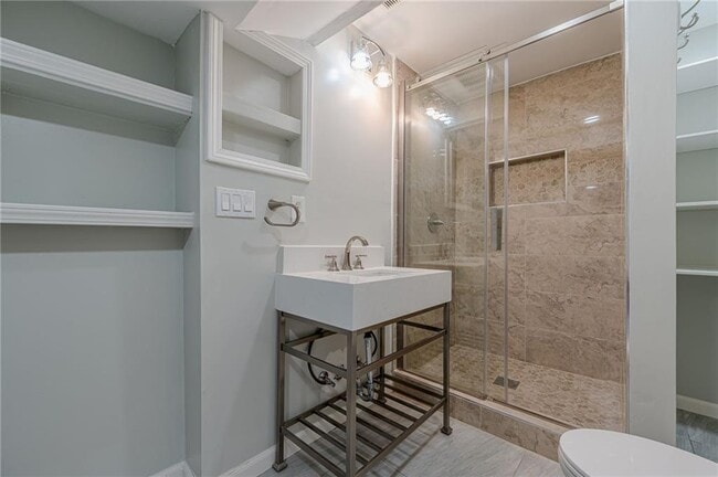 Building Photo - 435 Little Pines Ct