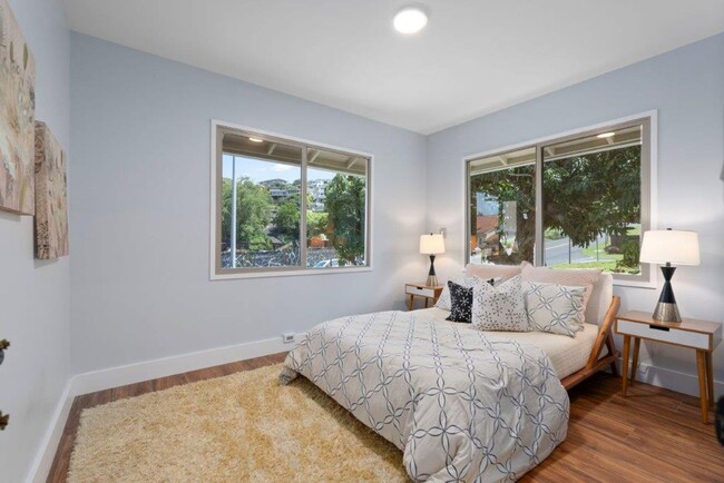 Building Photo - NEWLY Remodeled 4 BED/2 BA Home in Makiki ...