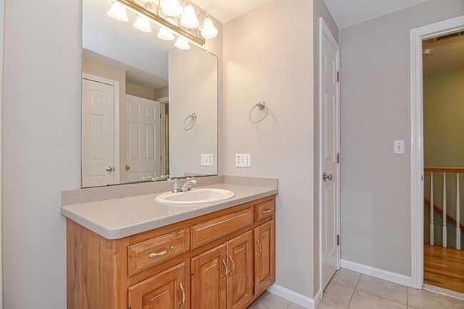 Building Photo - 173 East St