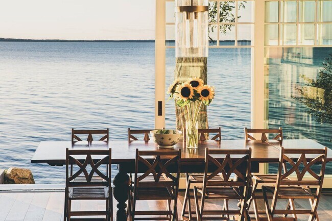 Building Photo - 21 Rawson Rd