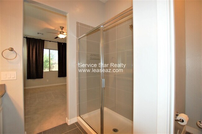 Building Photo - 7642 W Glass Ln