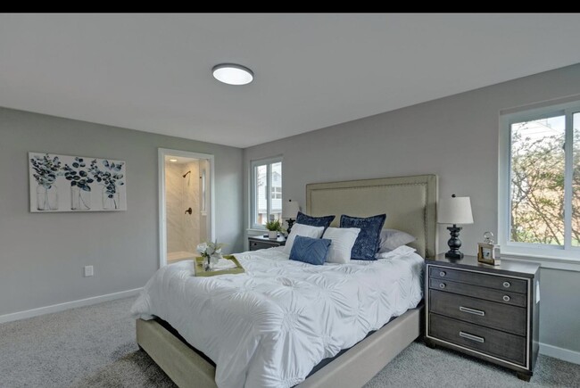 Master bedroom - 374 N 49th St