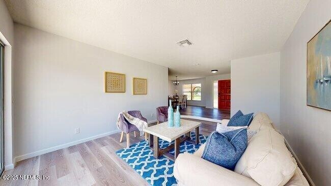 Building Photo - 10 Coral Reef Ct S