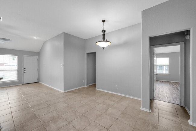Building Photo - 232 Adobe Terrace N