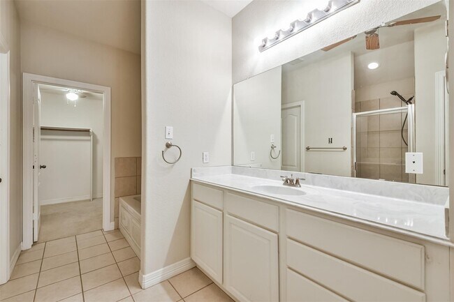 Building Photo - 6211 FM1374