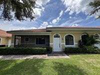 Building Photo - 1712 Coriander Dr