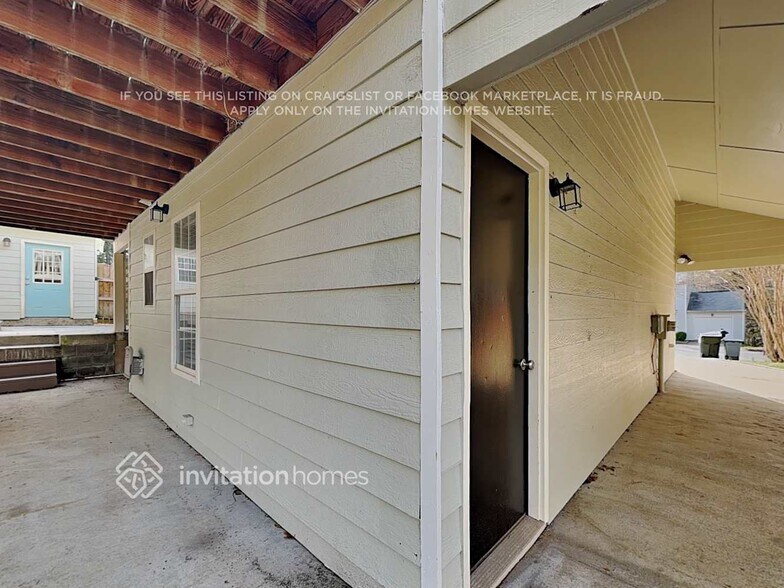 Building Photo - 4468 Highland Pl NE