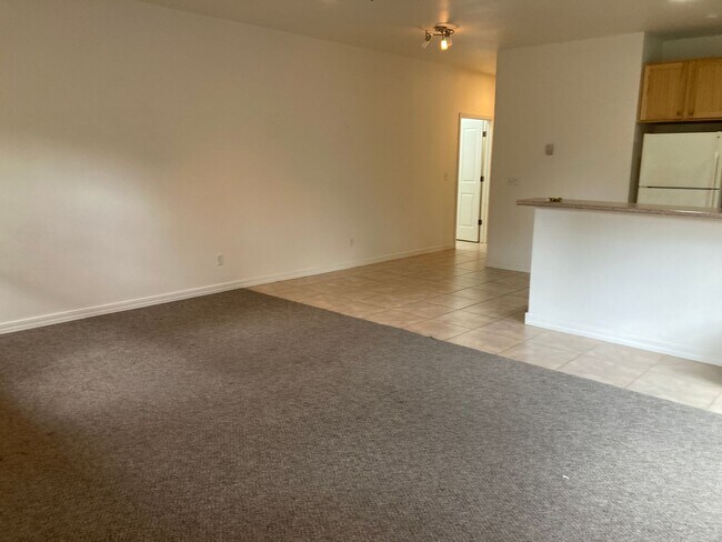 Building Photo - 26 E Animas Village Ln