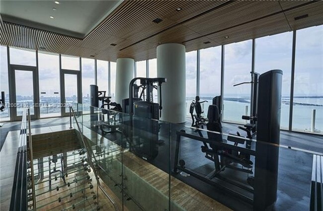 Building Photo - 300 Biscayne Blvd Way