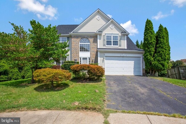 Building Photo - 9112 Granite Ct