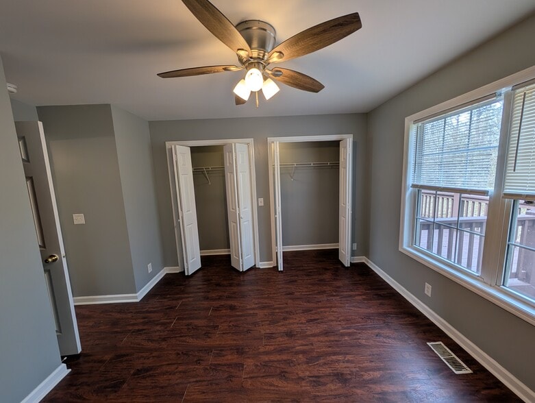 Building Photo - 109 Dickerson Ct