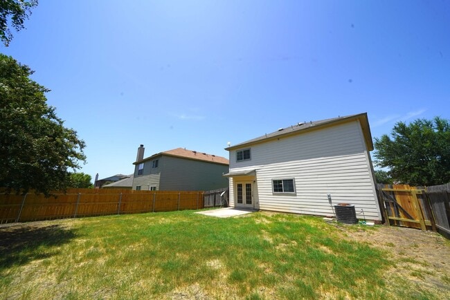 Building Photo - 2 Story Home Available in Cibolo! Realtor commission: $500