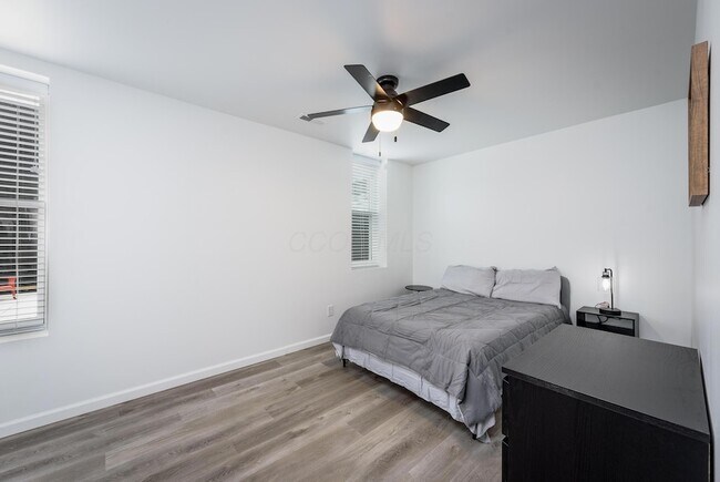 Building Photo - 62 S Main St