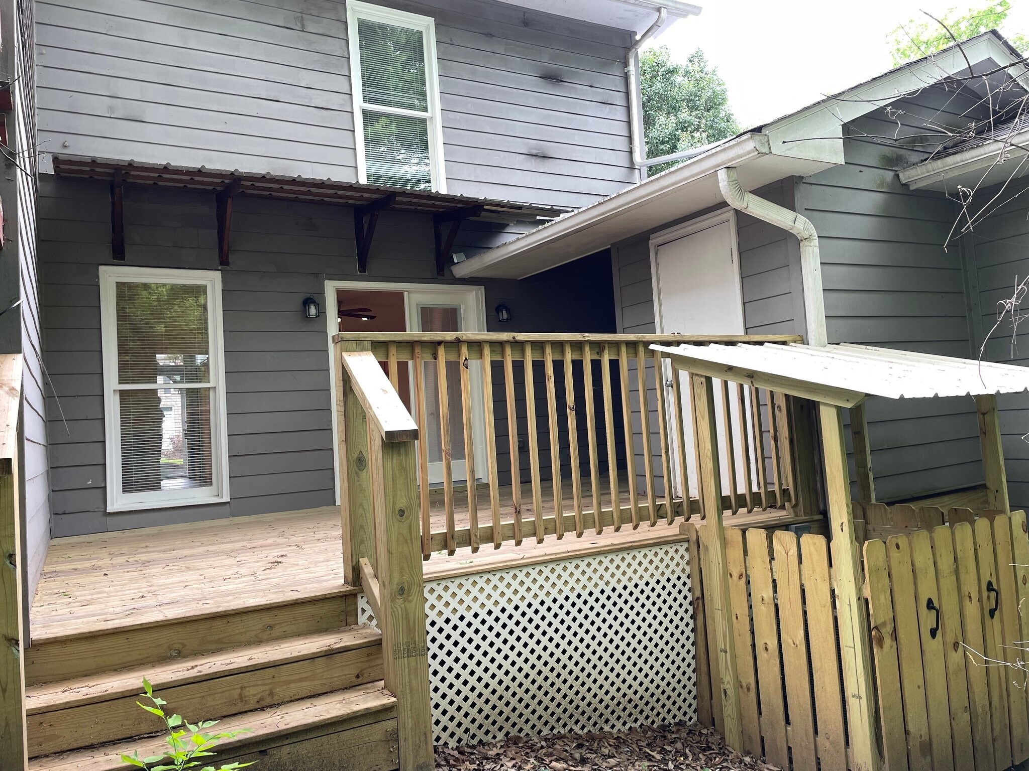 Building Photo - 306 Leisure Ct