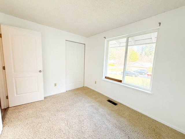 Building Photo - 2744 Grand Fir Pl SE