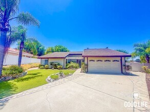 Building Photo - SD: Spacious 3BD/2BA Home in Rancho Bernardo with Office, Large Backyard w/ Garden Beds & 2-Car G...