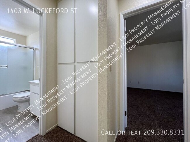 Building Photo - 1403 W Lockeford St