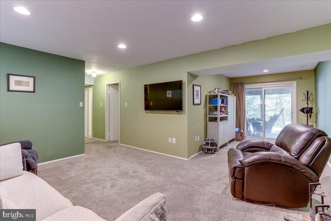 Building Photo - 2509 Fauquier Ln