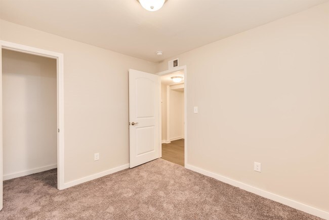 Building Photo - 1111 Westview Dr SW