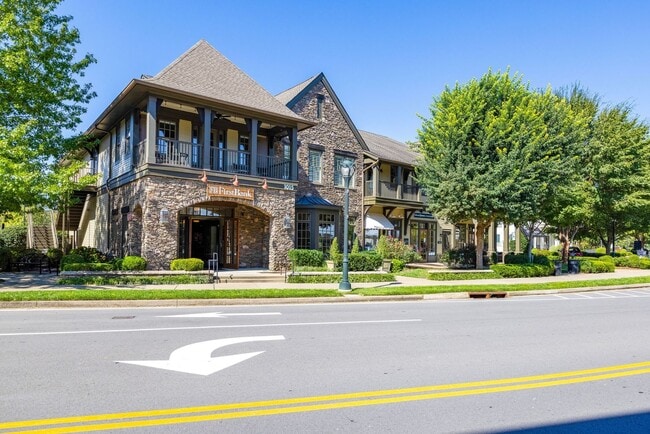 Building Photo - Stunning 4BE/3.5BA home in the very desira...